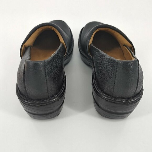 G.H. BASS & CO. Sheena Leather Closed Back Clogs - Picture 6 of 10